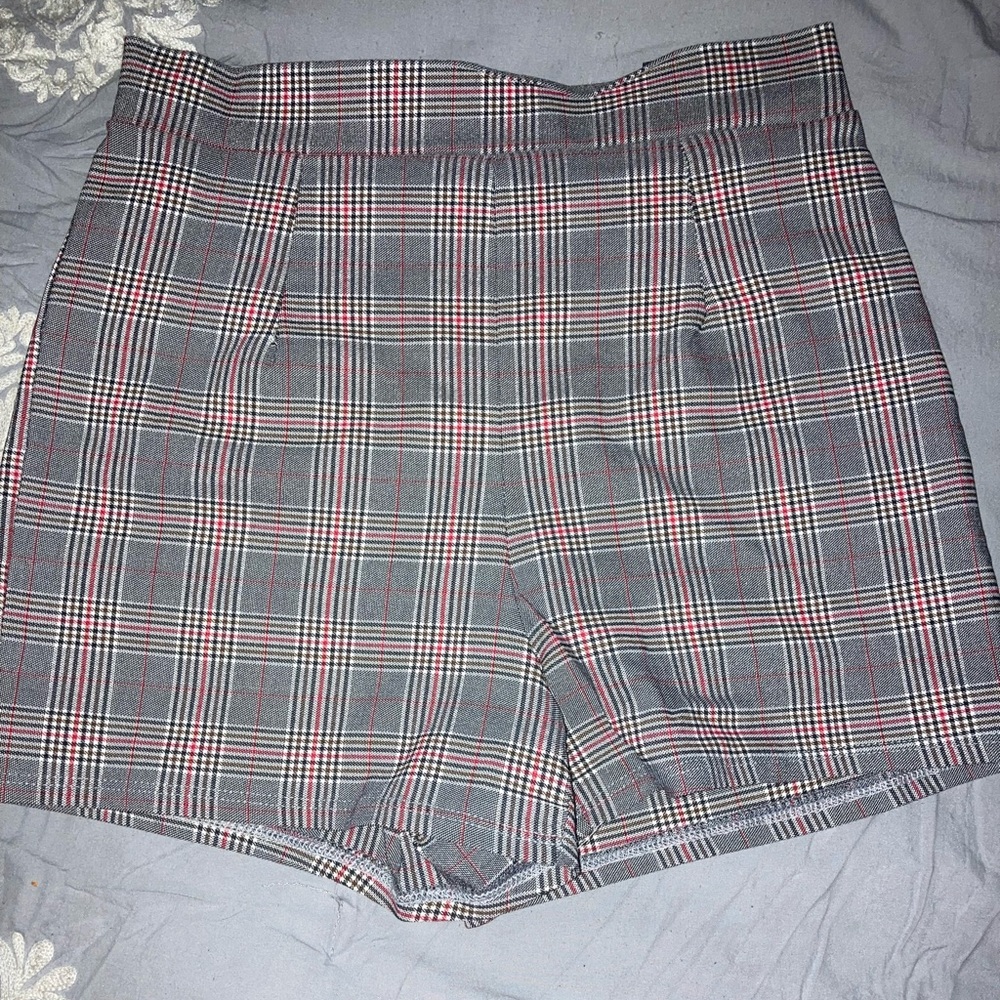 Windsor plaid shorts